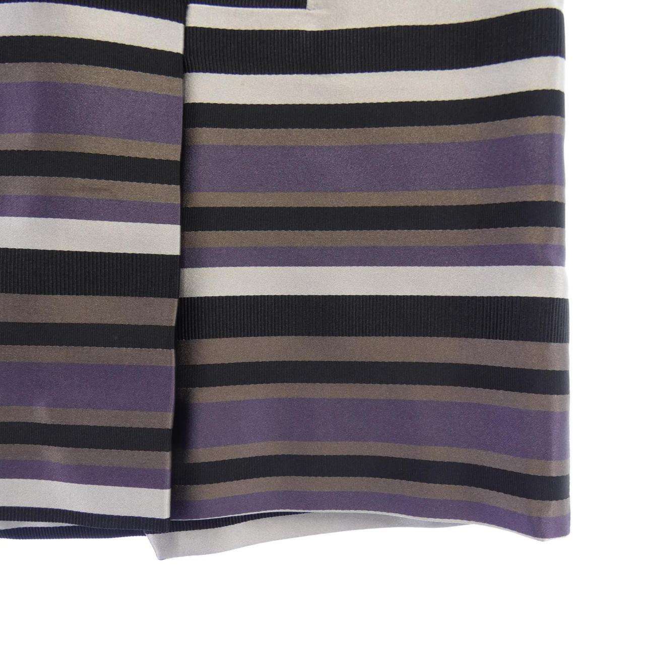 ルイヴィトン LOUIS VUITTON WNSK25S3A スカート