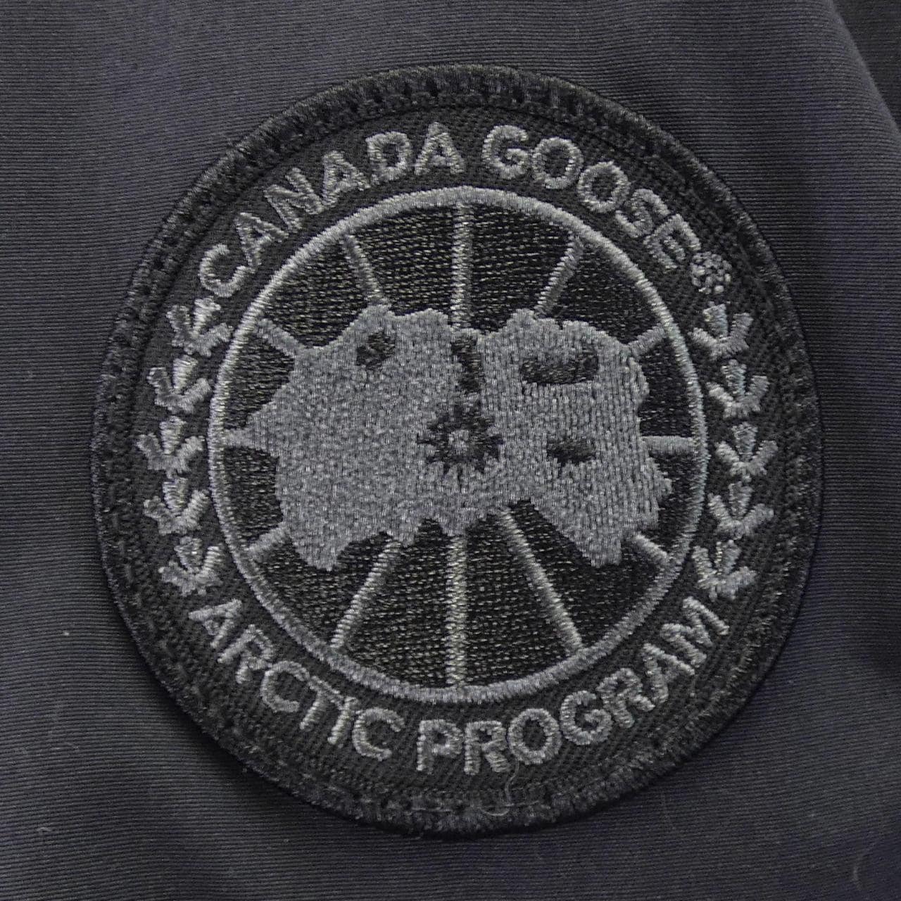 カナダグース CANADA GOOSE BLACKLABEL 3824LB LYNDALE PARKA ダウンジャケット