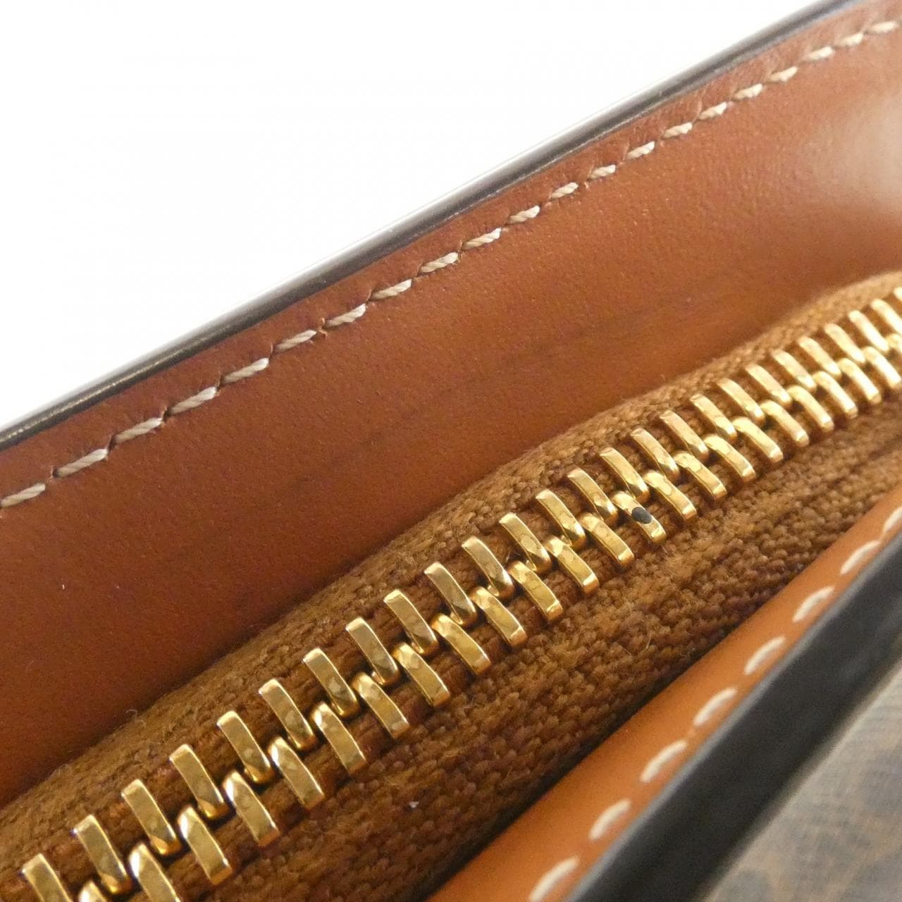 セリーヌ LOCK TOILETRY POUCH 4M1862CZJ バッグ