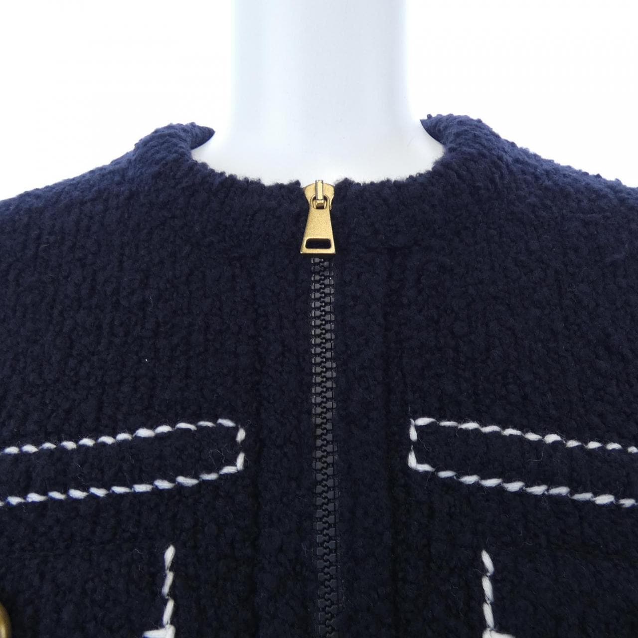 【新品】モンクレール MONCLER K20939B00005 ダウンジャケット