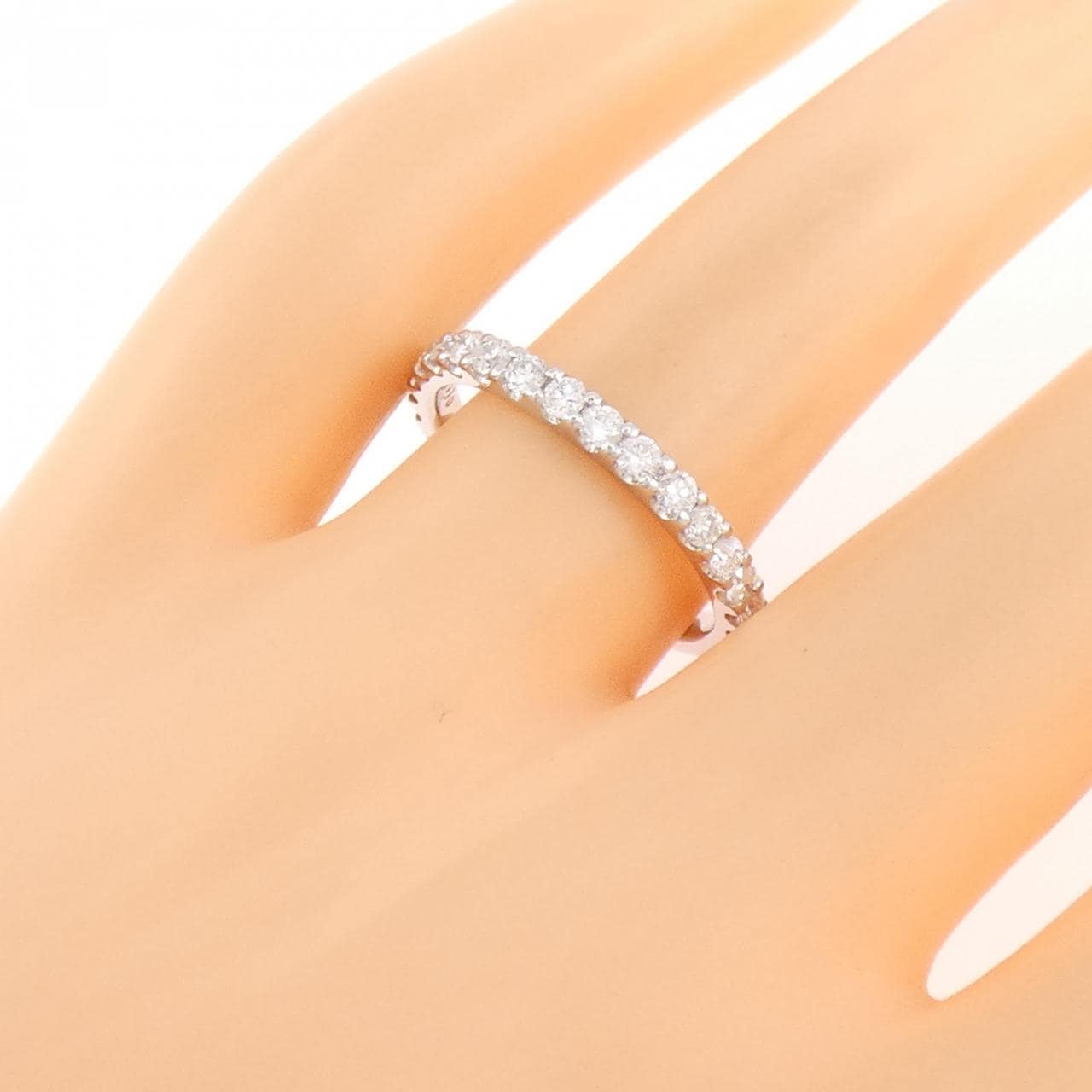 PT900 ハーフエタニティ ダイヤモンド リング 0.70CT