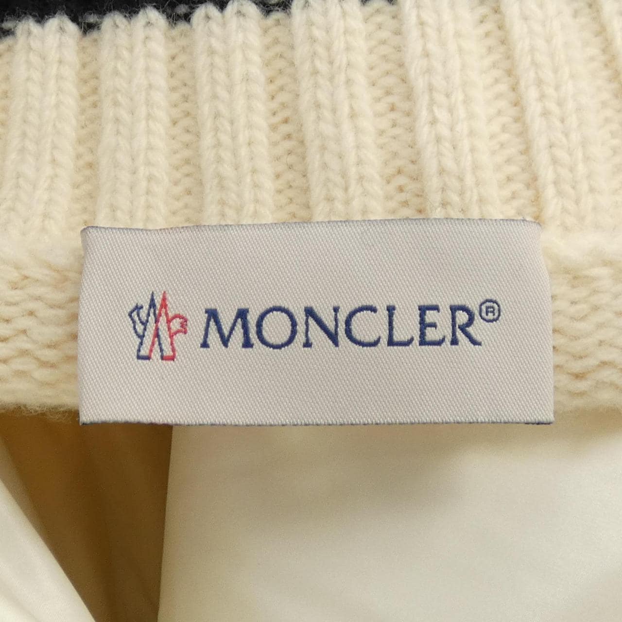 モンクレール MONCLER 20939B00004 ダウンジャケット