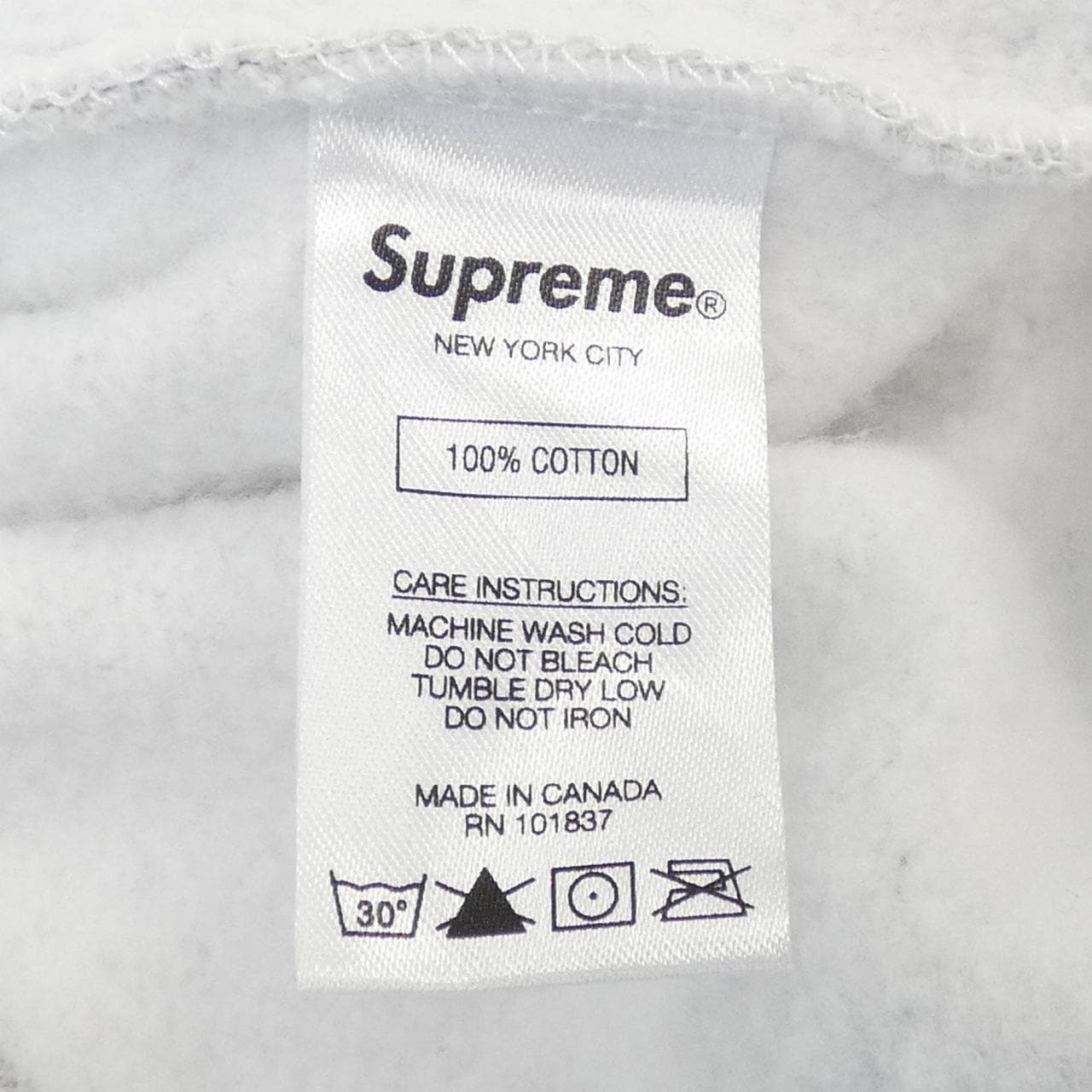 シュプリーム SUPREME Breed Crewneck スウェット