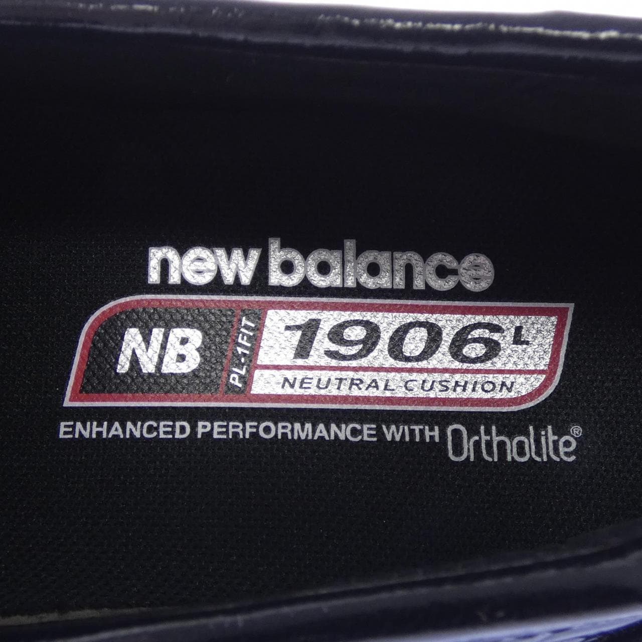 ニューバランス NEW BALANCE U1906LCR スニーカー