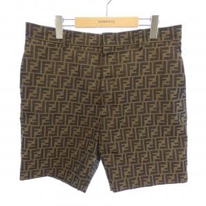 フェンディ FENDI FF FB0521 A6WJ ショートパンツ