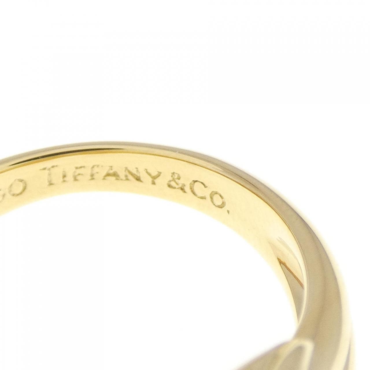 TIFFANY signature ring