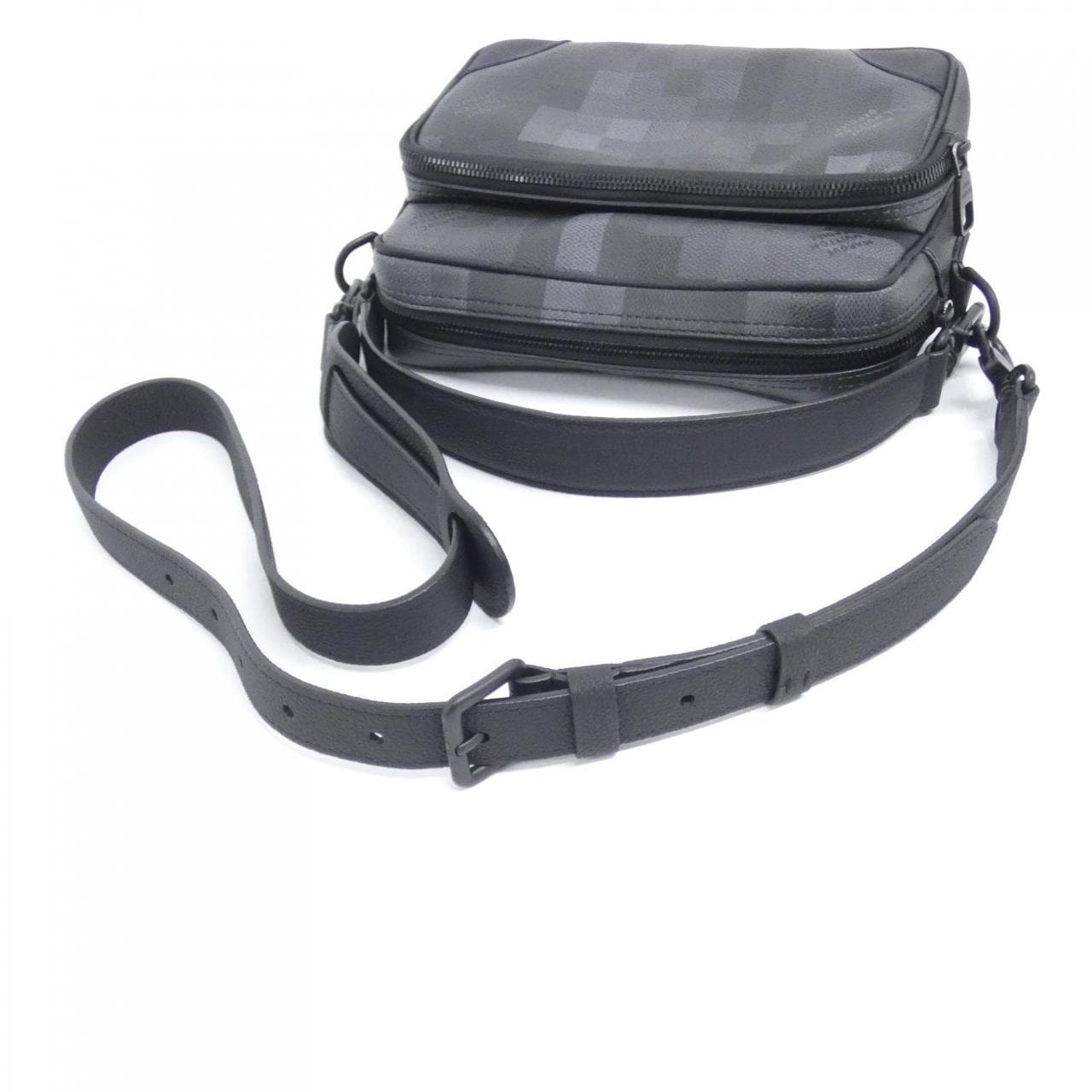 ルイヴィトン ダモフラージュ ナイル メッセンジャー M14988 ショルダーバッグ