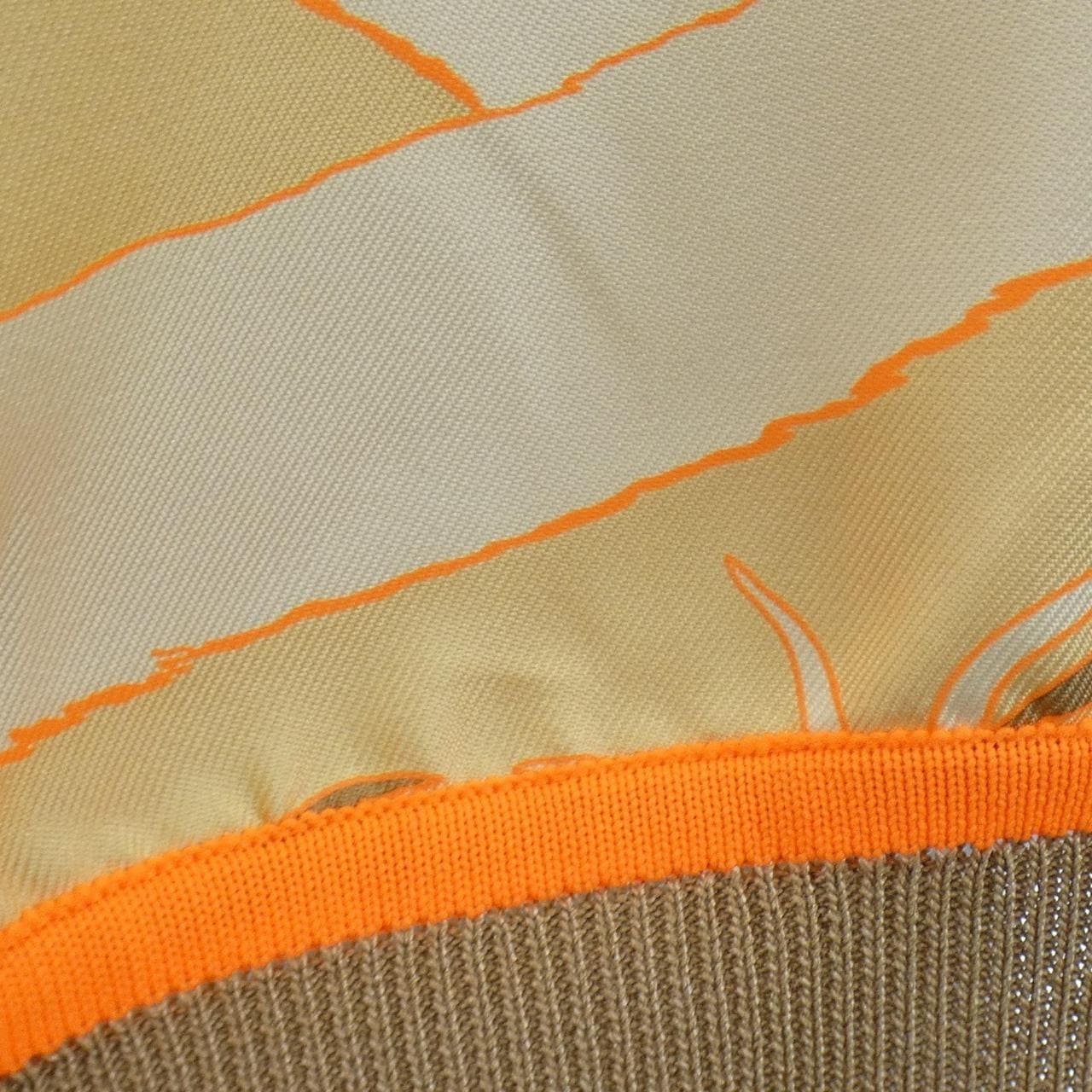 エルメス HERMES トップス