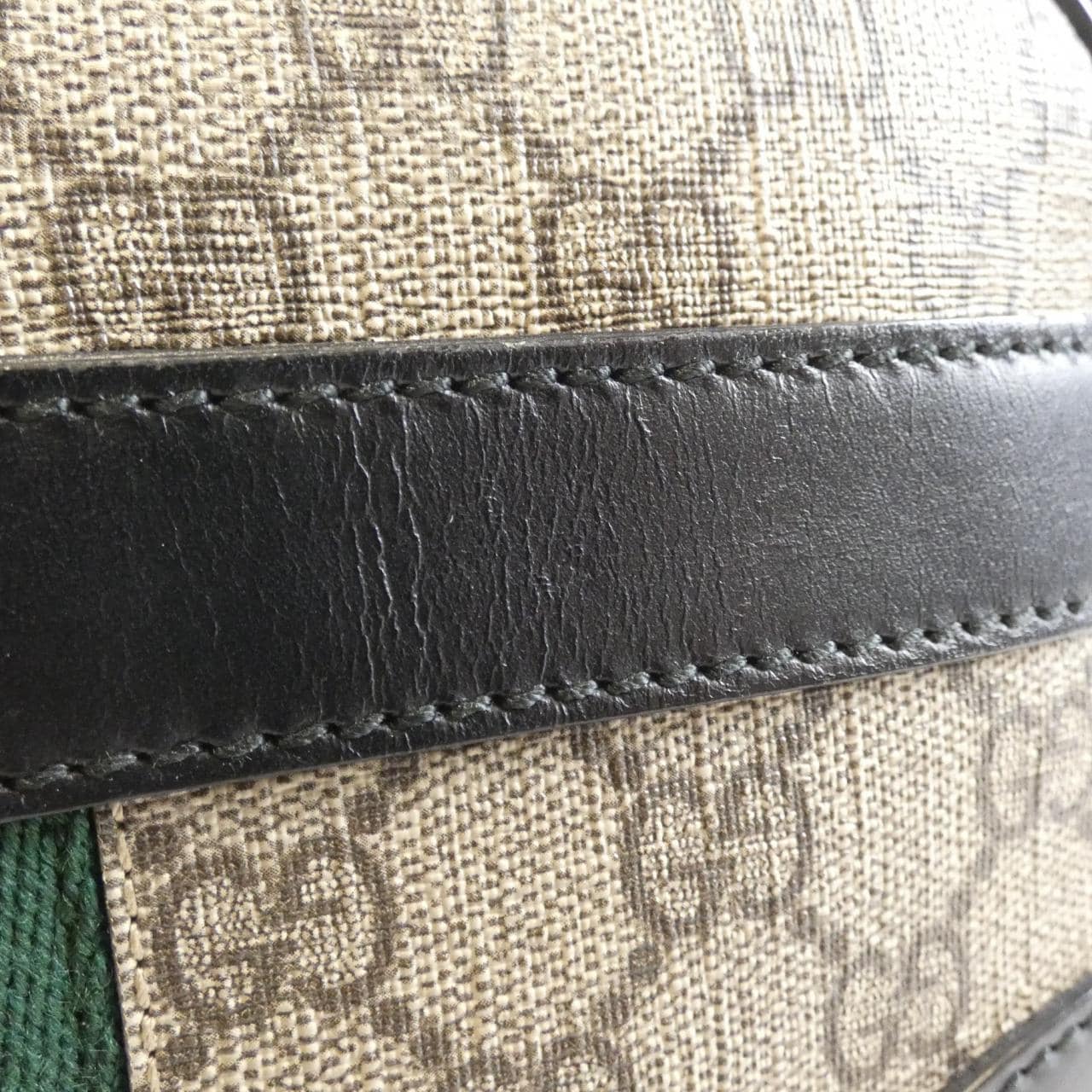 グッチ 387507 KHN4N ショルダーバッグ