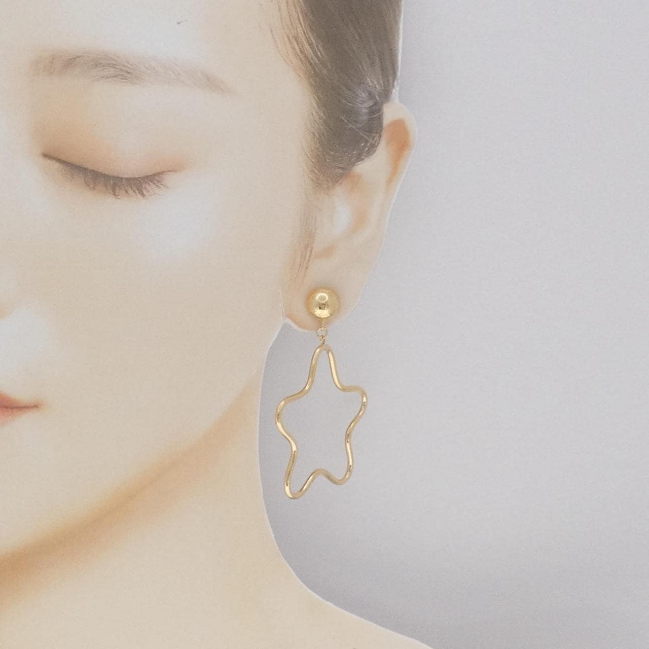 K18YG star earrings