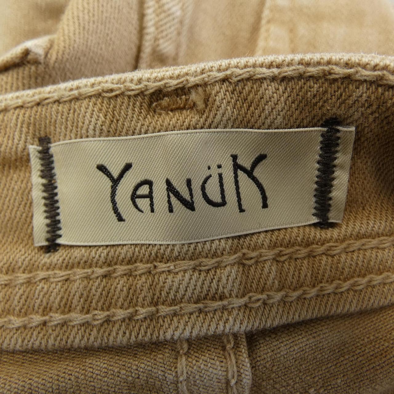 ヤヌーク YANUK ジーンズ