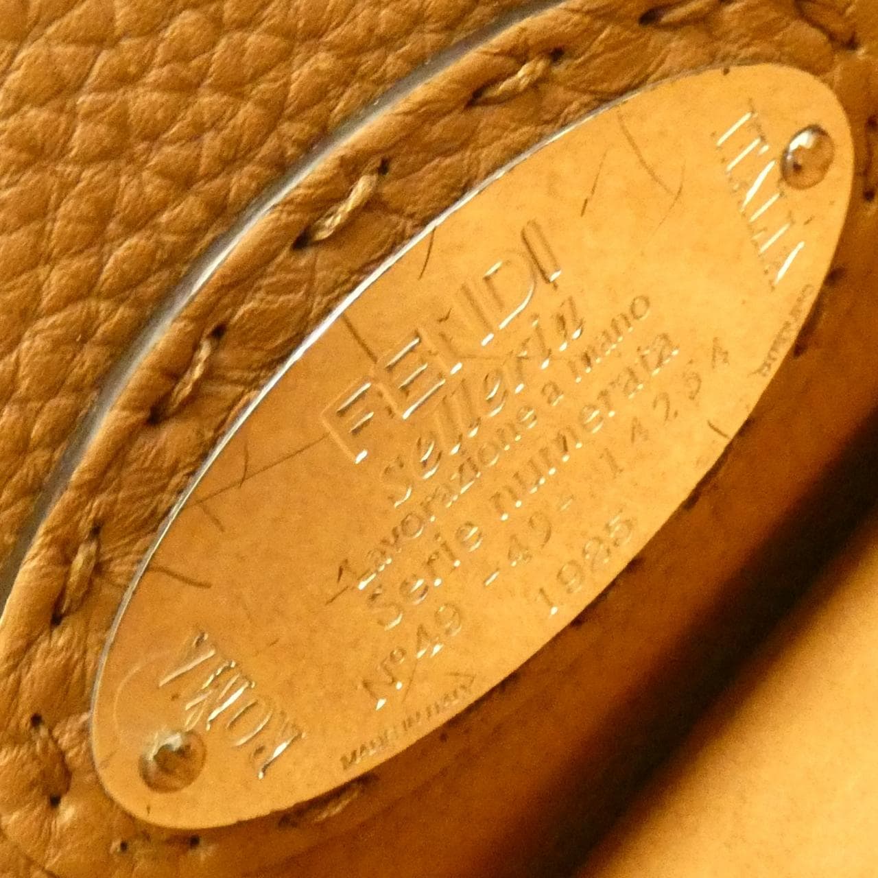 フェンディ セレリア ピーカブー 8BN290 3PE バッグ