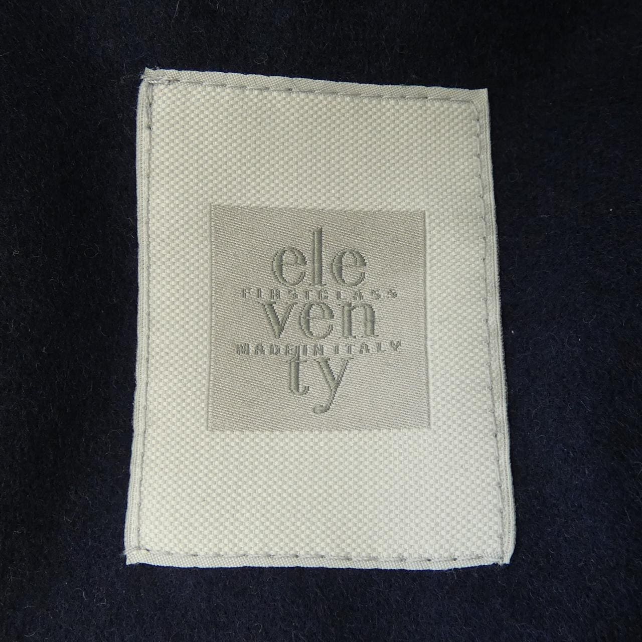 イレブンティ ELEVENTY ジャケット