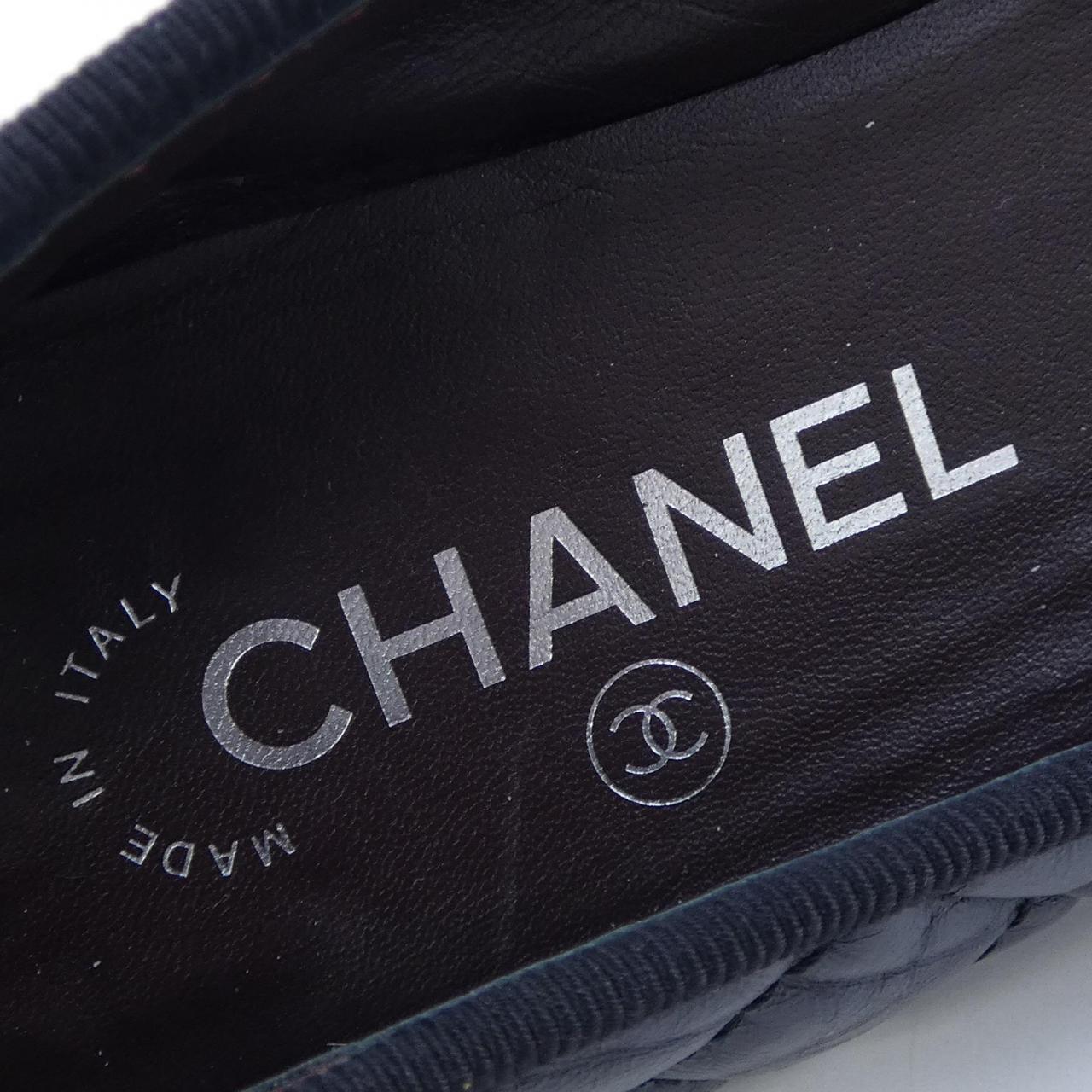シャネル CHANEL フラットシューズ