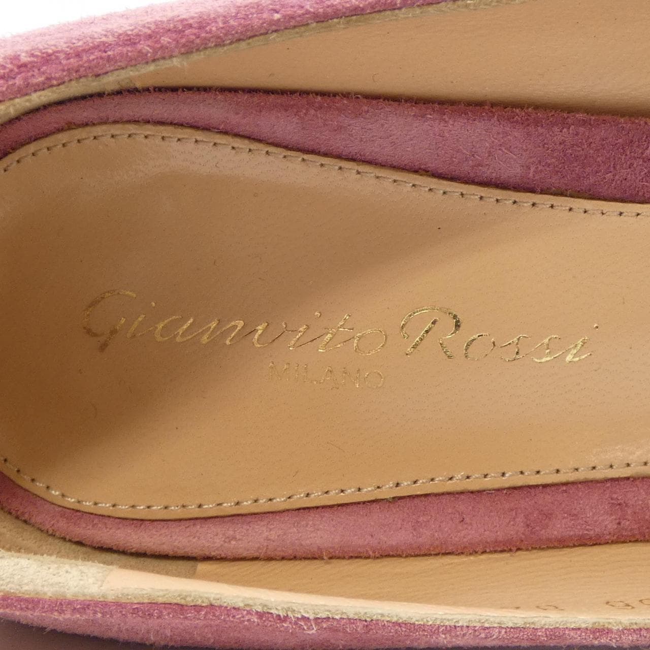 ジャンヴィトロッシ GIANVITO ROSSI パンプス