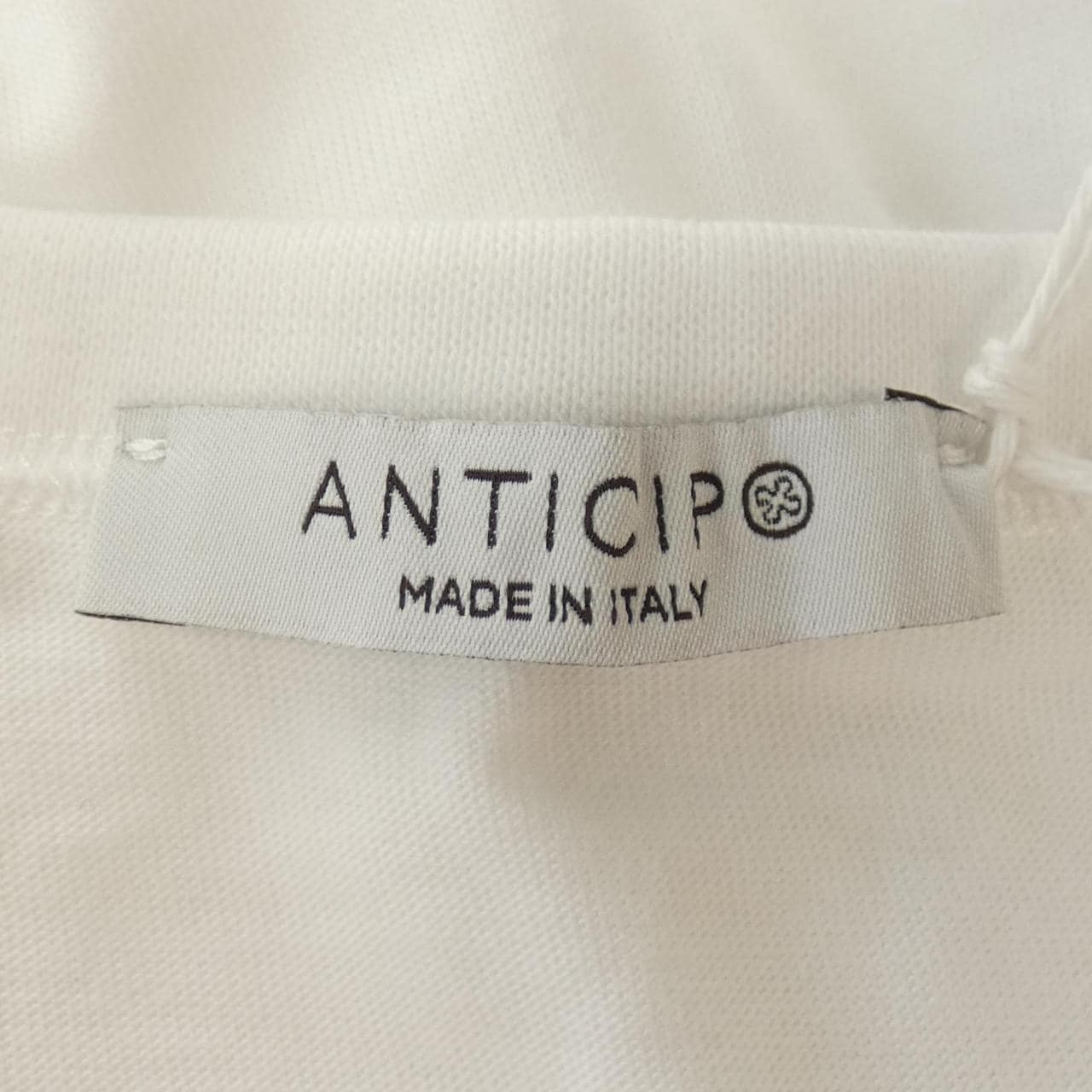 アンティーチポ ANTICIPO Tシャツ