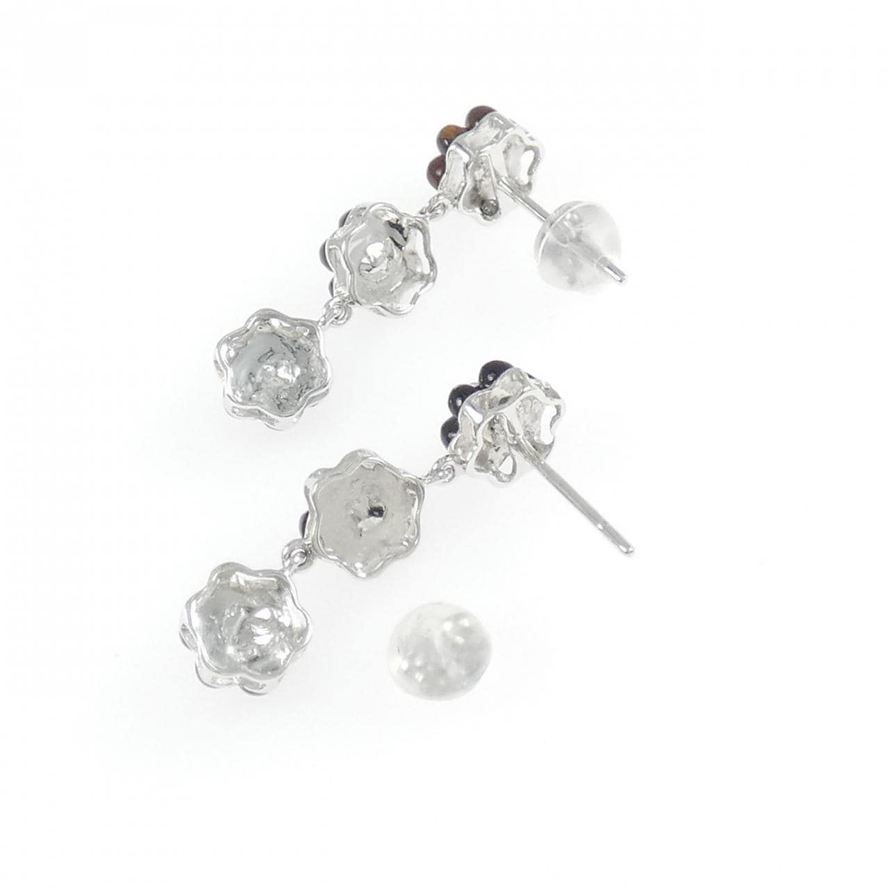 K18WG フラワー オニキス ピアス