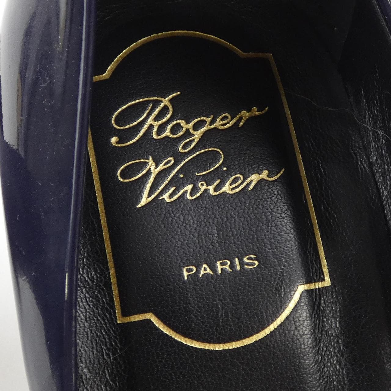 ロジェヴィヴィエ ROGER VIVIER パンプス