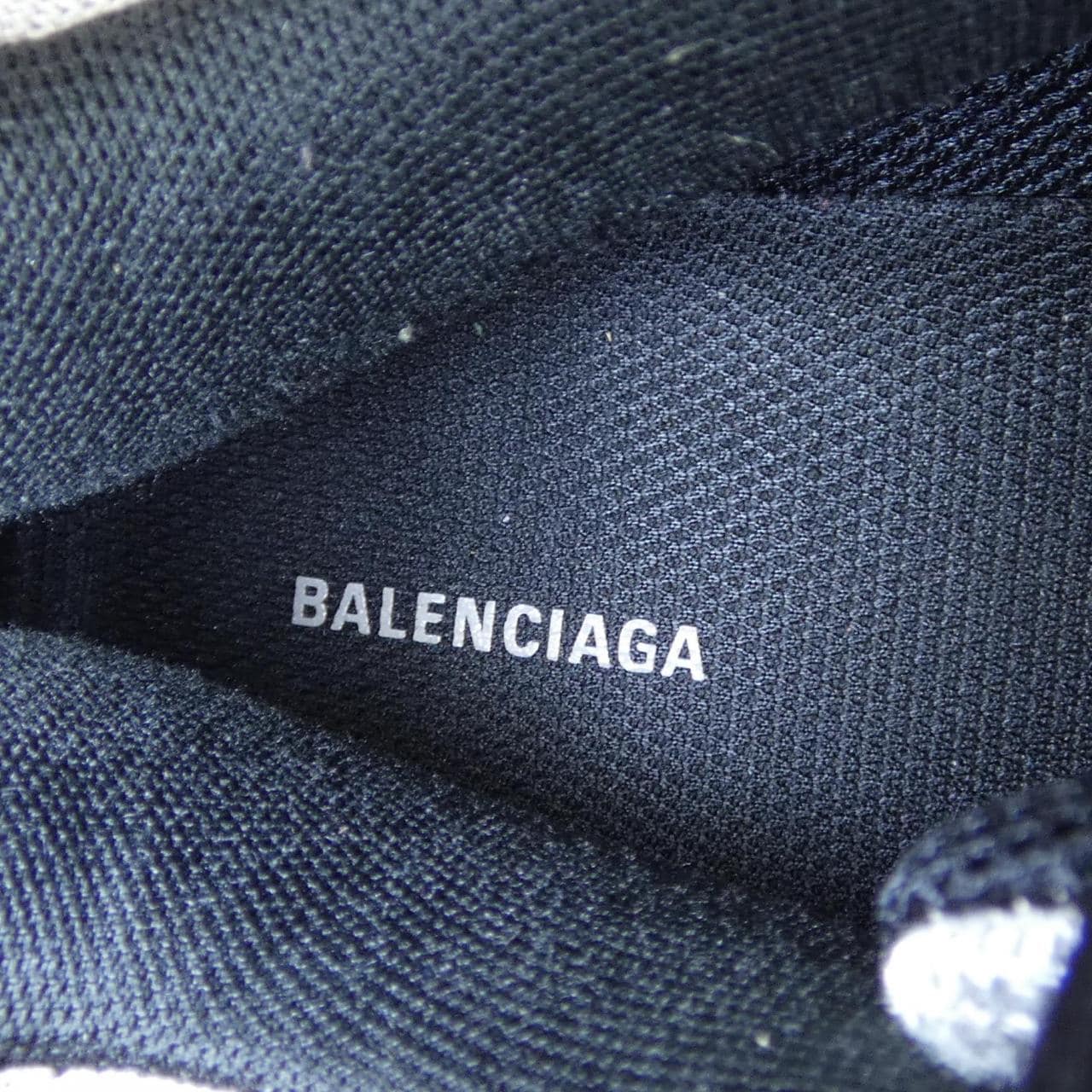 バレンシアガ BALENCIAGA TRIPLE S 536737 スニーカー
