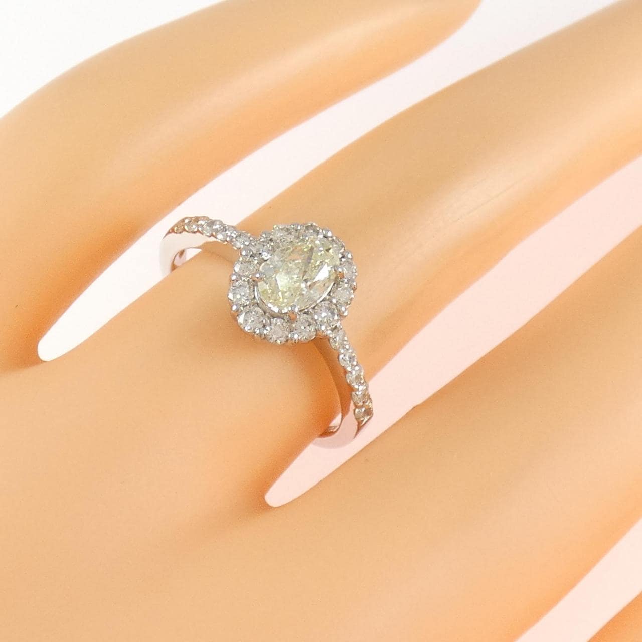 PT900 ダイヤモンド リング 0.627CT VLY-VS1 ファンシーカット