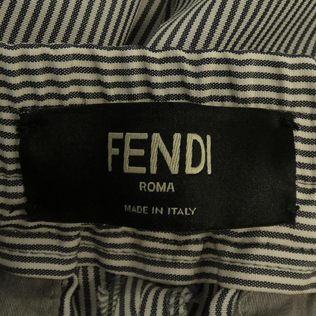 フェンディ FENDI FB0767 ARX1 パンツ