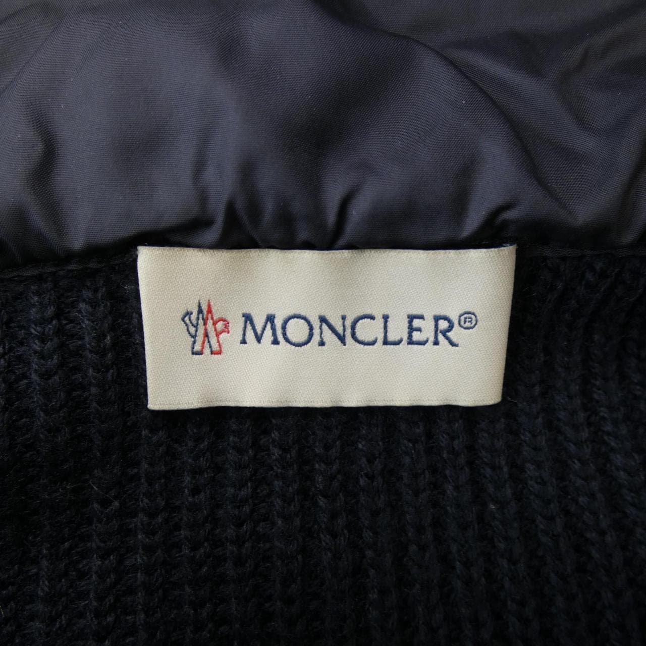 モンクレール MONCLER ダウンジャケット