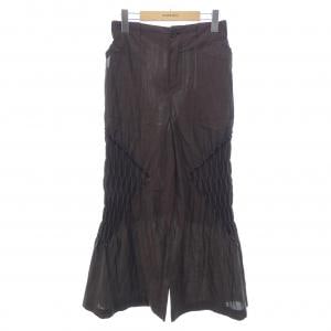 イッセイミヤケ ISSEY MIYAKE パンツ