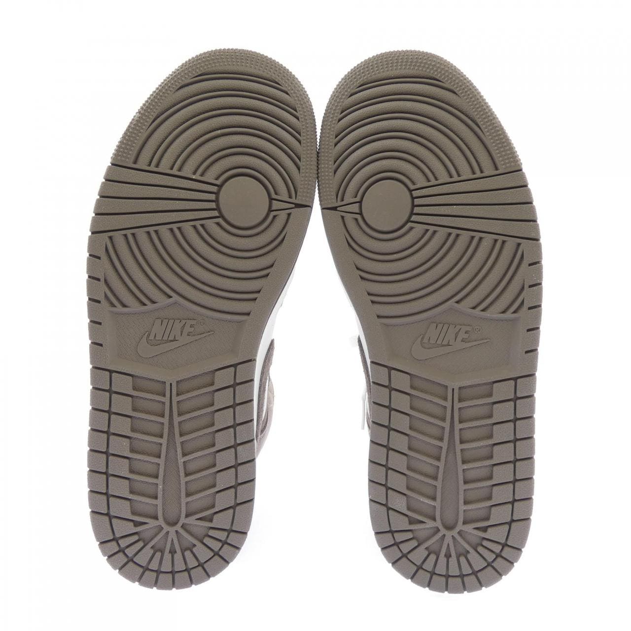 ナイキ ジョーダン NIKE JORDAN DQ8426-003 スニーカー