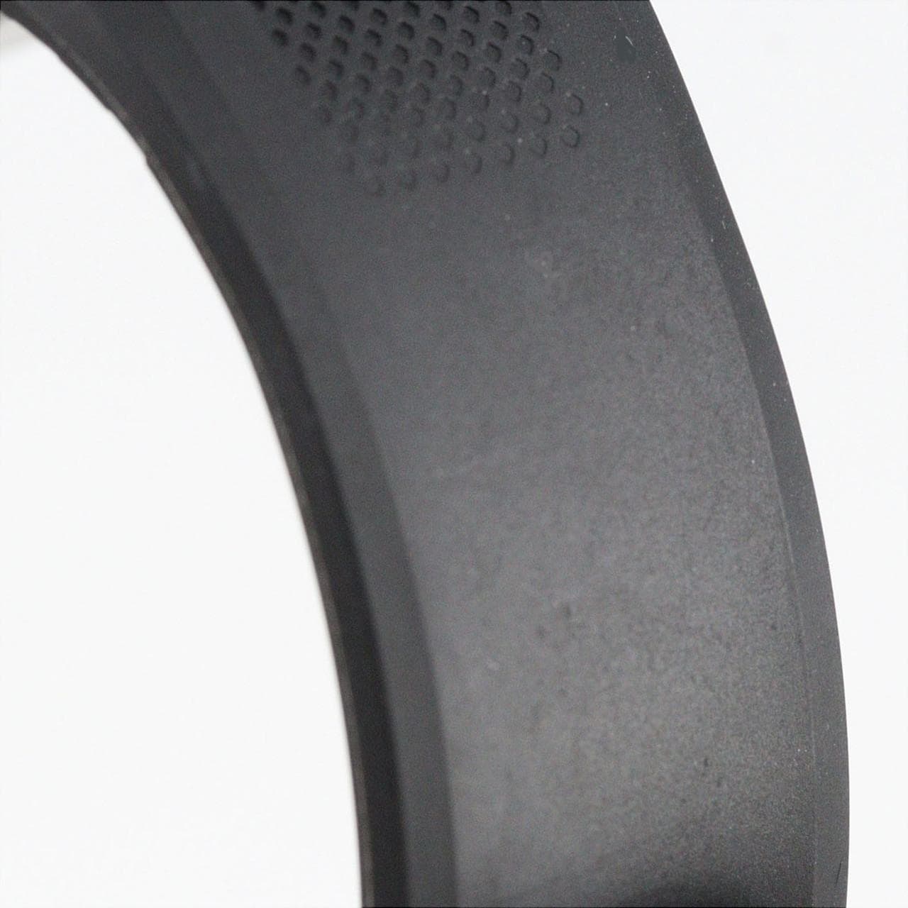 カシオ G-SHOCK･MT-G 電波時計 MTG-B4000-1AJF SSxカーボン ソーラークォーツ