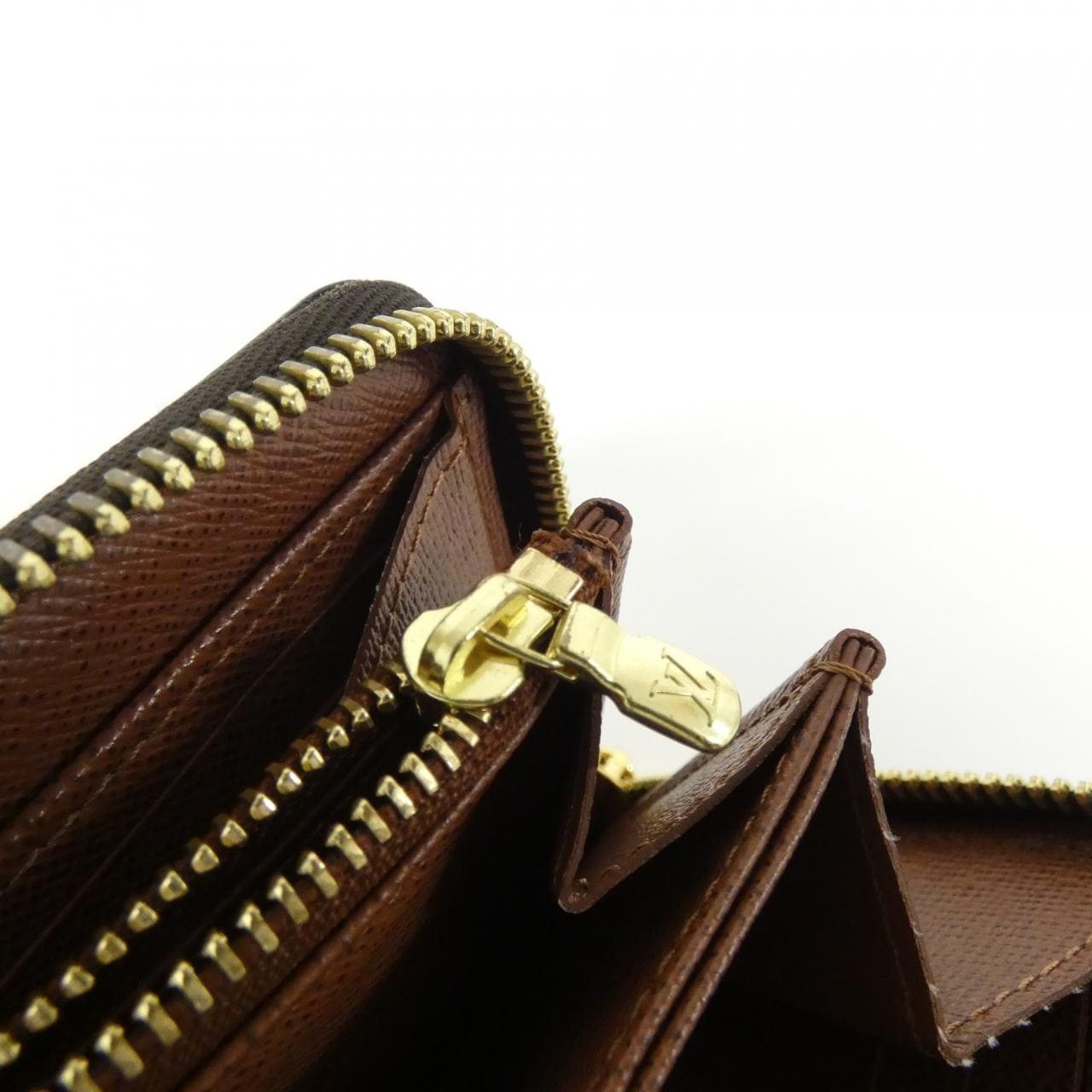 ルイヴィトン モノグラム ジッピー ウォレット M42616 財布