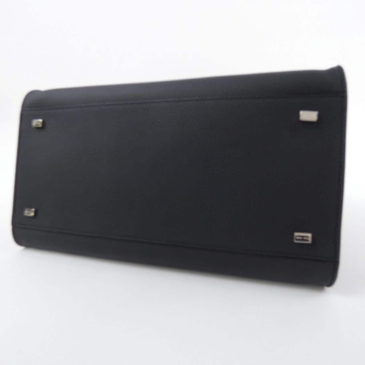 ザロウ THE ROW ソフトマルゴー SOFT MARGAUX W1586L133 BAG