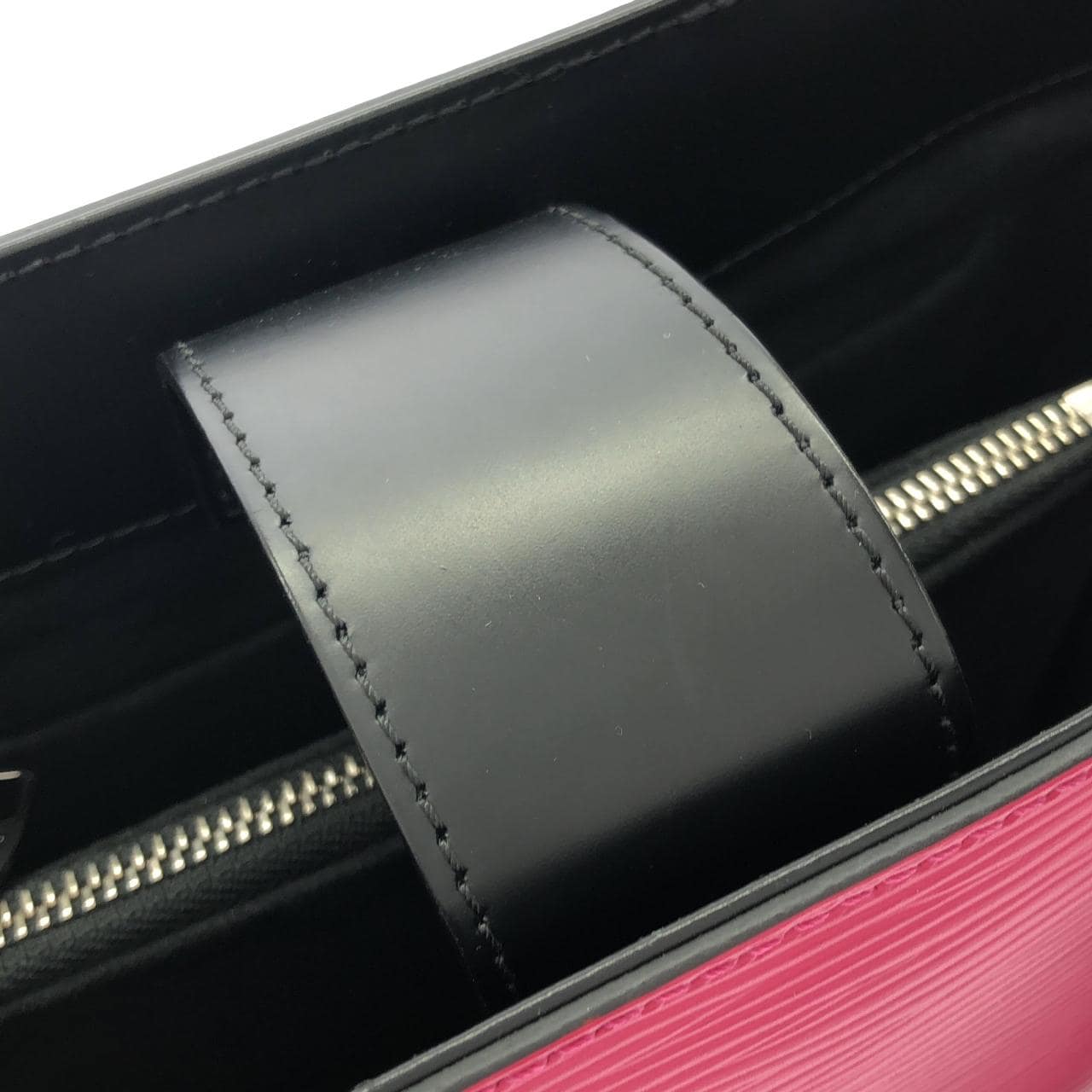 ルイヴィトン エピ クレベール PM M51347 バッグ