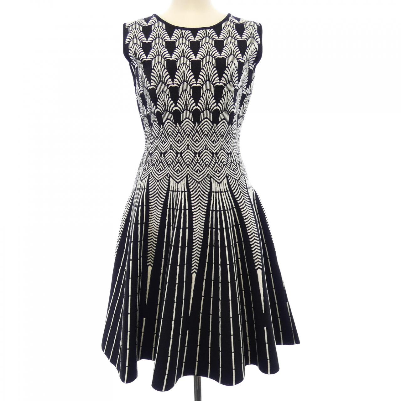 アナイ ANAYI ANTONINO VALENTI ワンピース