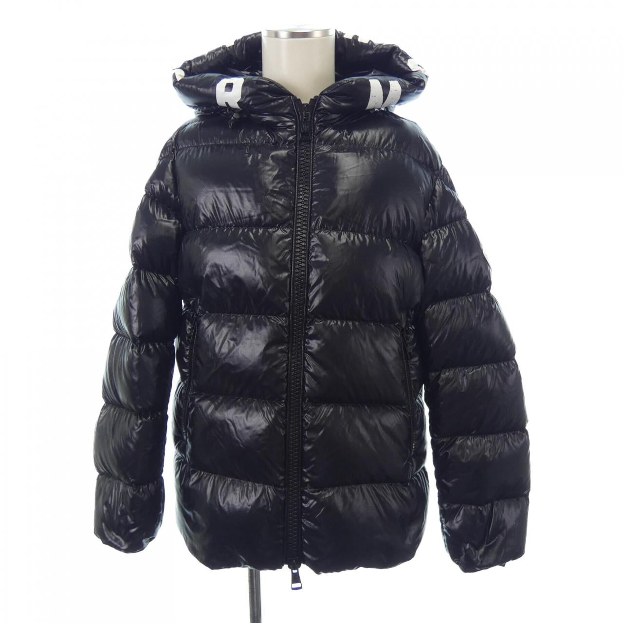 モンクレール MONCLER ダウンジャケット