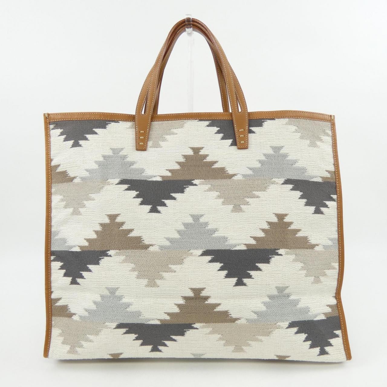 アヴァケーション A VACATION BAG