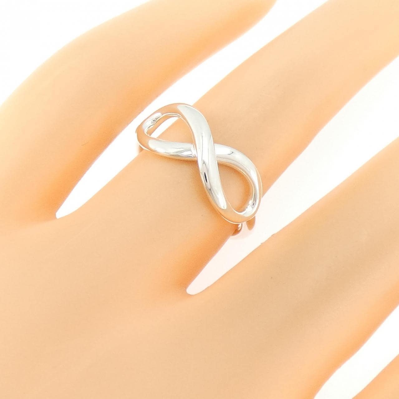 ティファニー インフィニティ リング