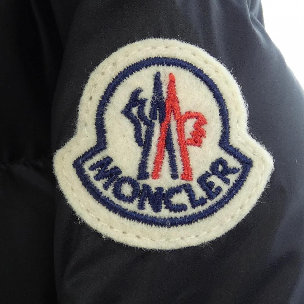 モンクレール MONCLER ダウンコート