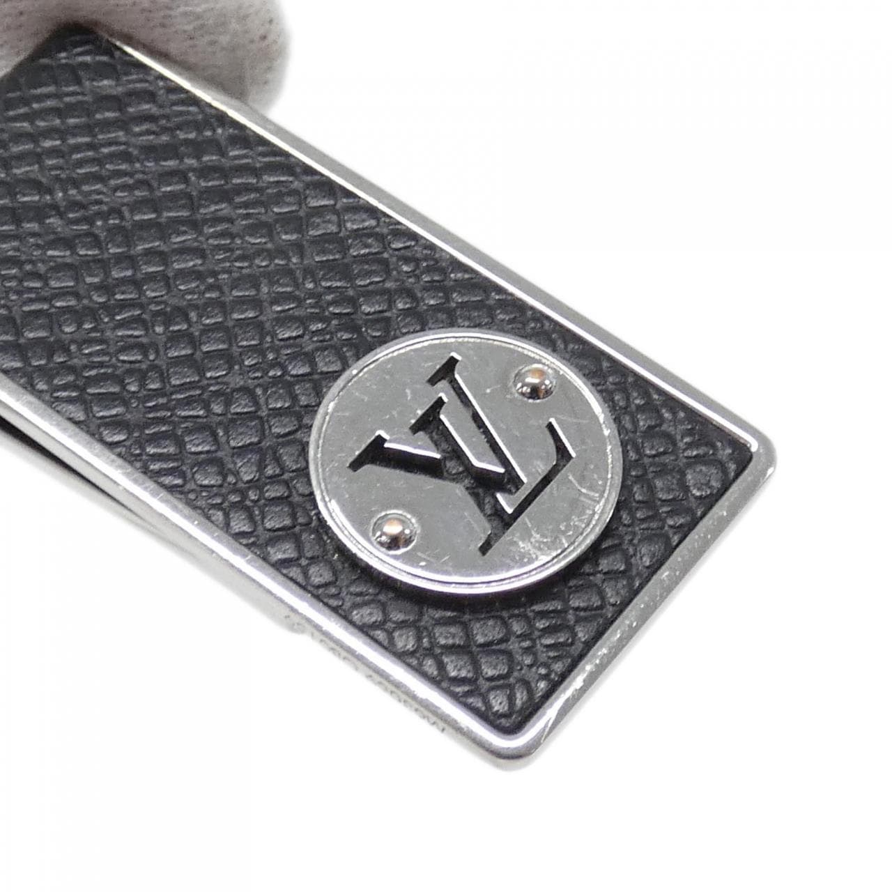 LOUIS VUITTON Taiga Pens à Bier Neo LV Club M63069 Money Clip