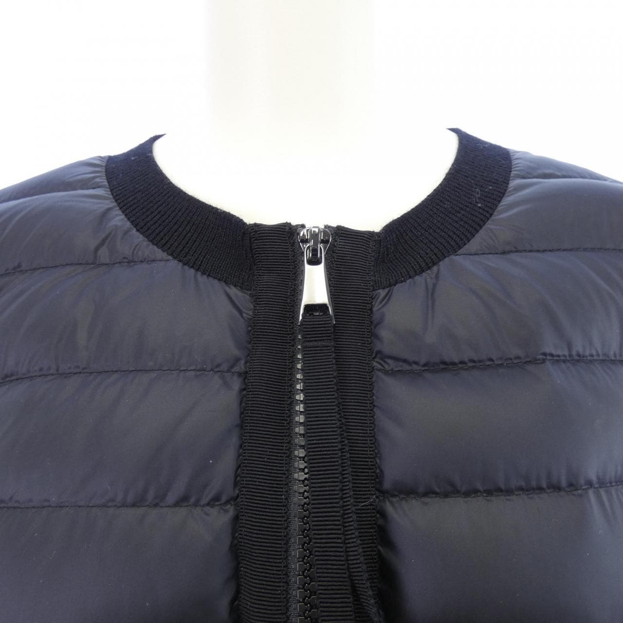 モンクレール MONCLER 20939B51000 ダウンジャケット