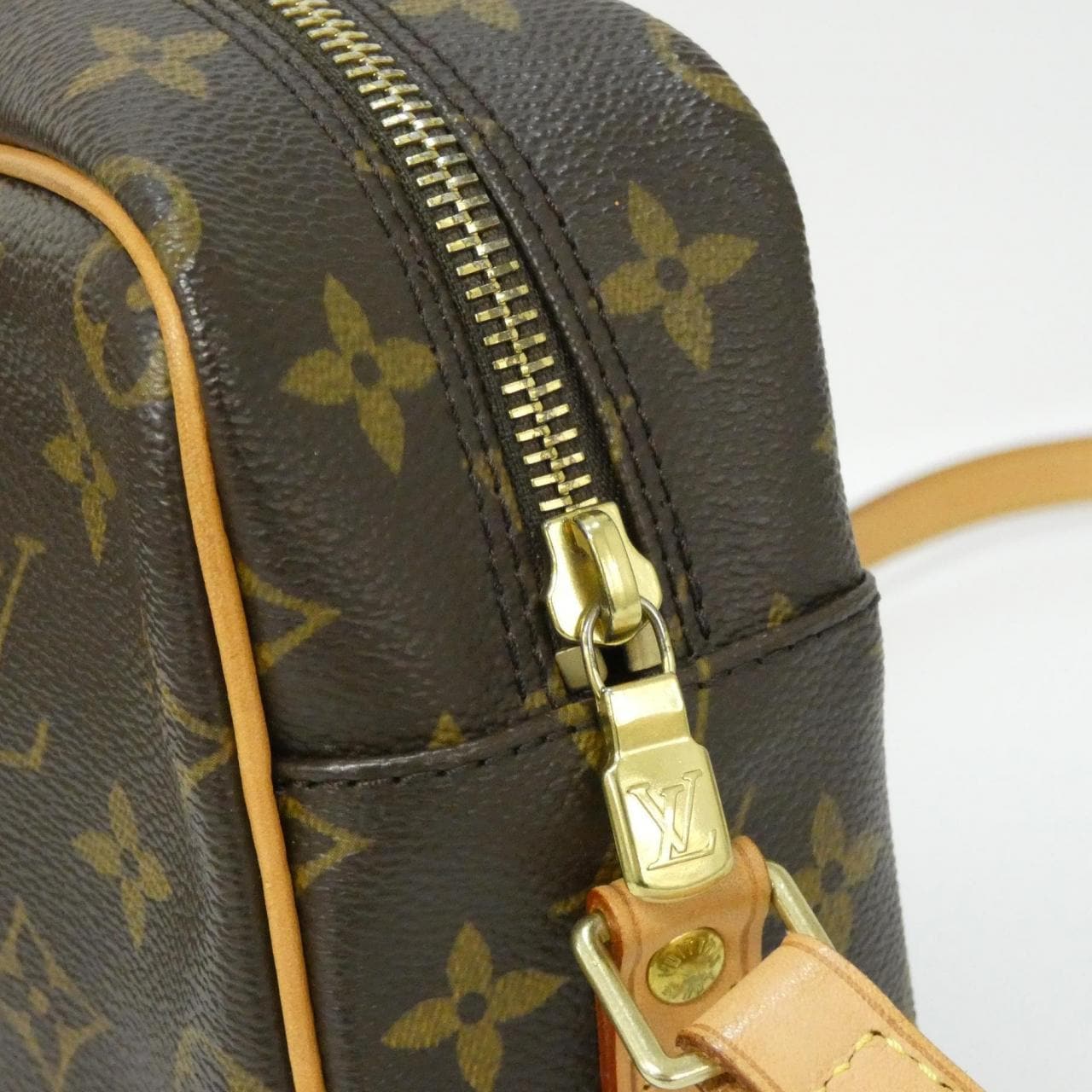 LOUIS VUITTON Monogram Trocadero 27cm M51274 Shoulder Bag