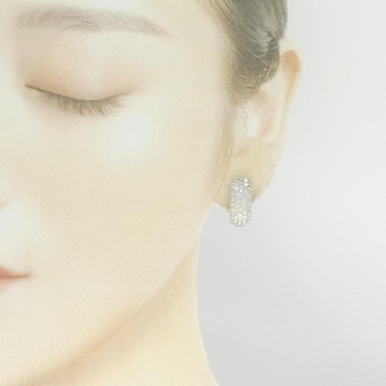 PT900/K18WG パヴェ ダイヤモンド ピアス/イヤリング 2.00CT