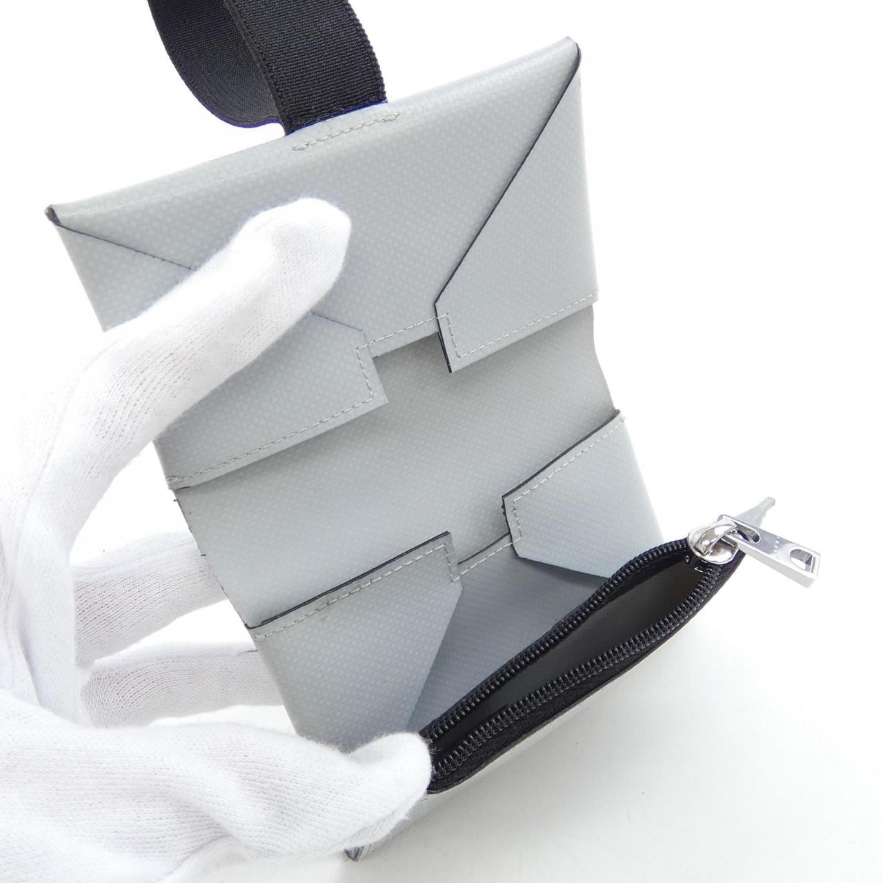 マルニ MARNI PFMI0007U2 WALLET