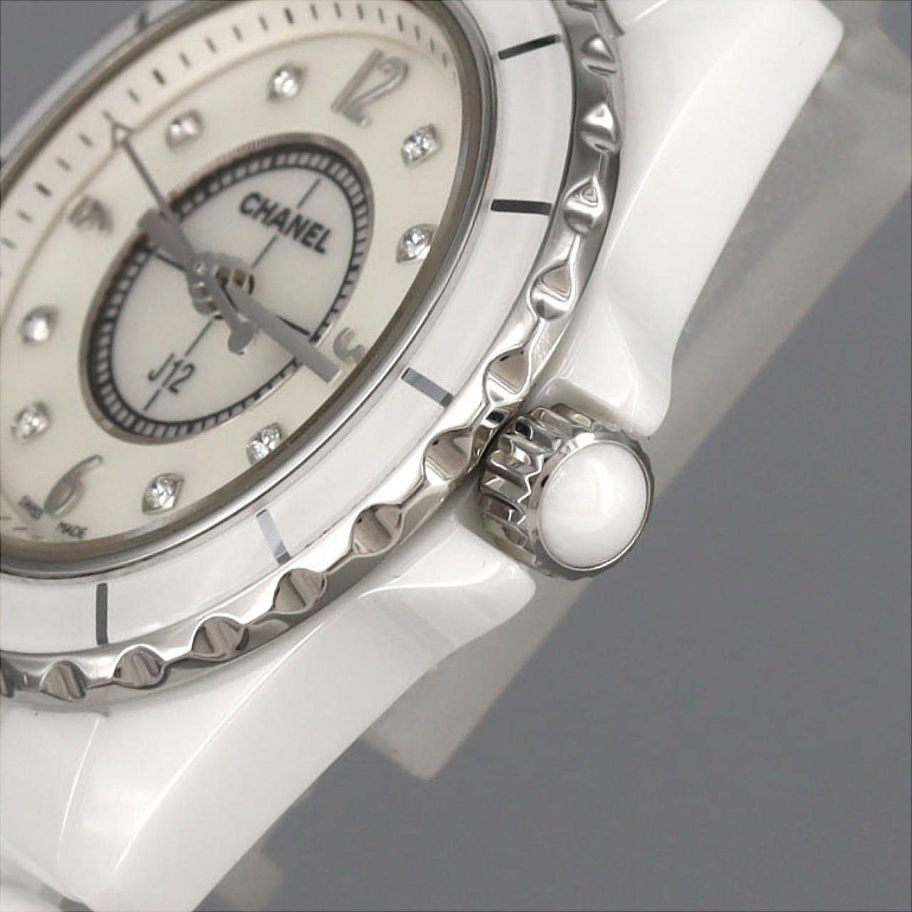 シャネル J12 29mmセラミック･8P H2570 セラミック クォーツ