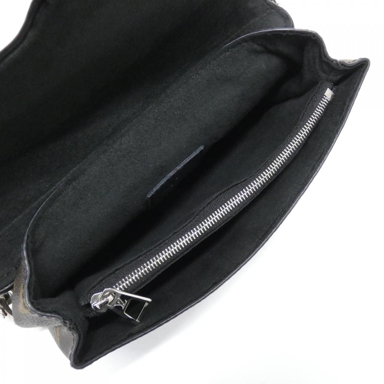 ルイヴィトン モノグラム(カブキ) ポシェット カブキ マスク M43532 ショルダーバッグ