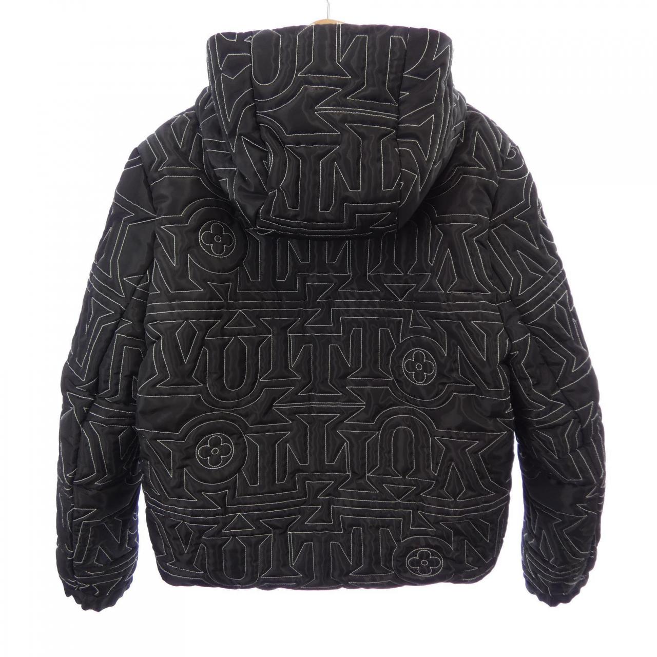 ルイヴィトン LOUIS VUITTON オールオーバーVUITTONスノーダウン HOB16ER29 ダウンジャケット