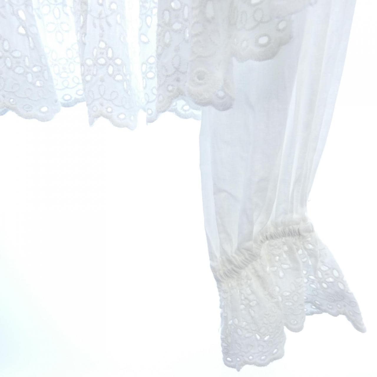 ジェンヌ JENNE トップス