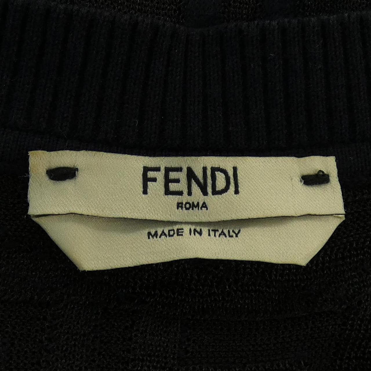 フェンディ FENDI FZY793 A7U3 ニット