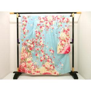 振袖　友禅金彩加工　刺繍入りボカシ染　Ｓサイズ