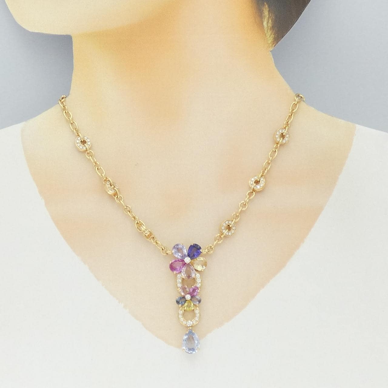 ブルガリ サファイヤ フラワー ネックレス