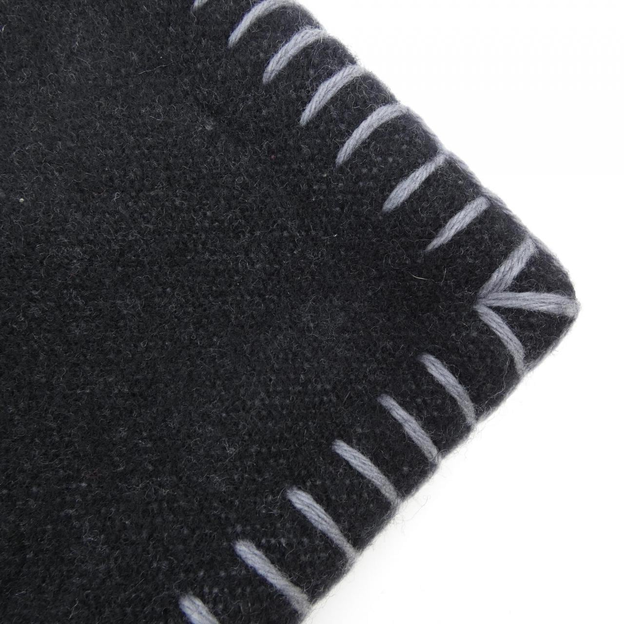 LOUIS VUITTON VUITTON MUFFLER